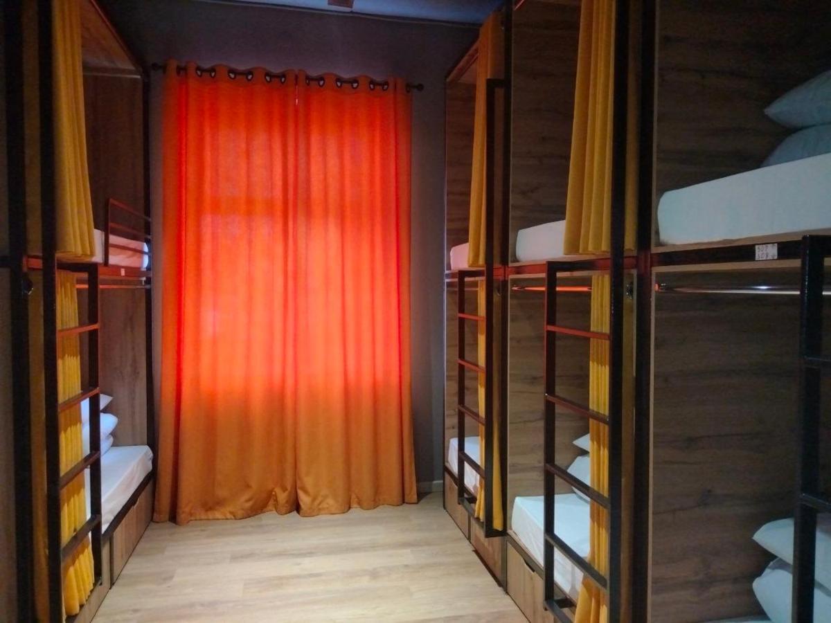 Hostel Bro Astana Екстериор снимка