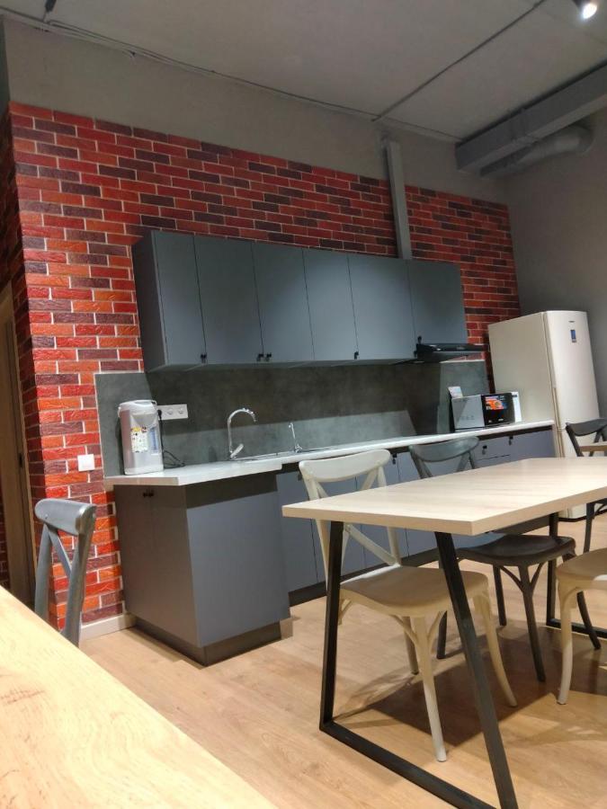 Hostel Bro Astana Екстериор снимка